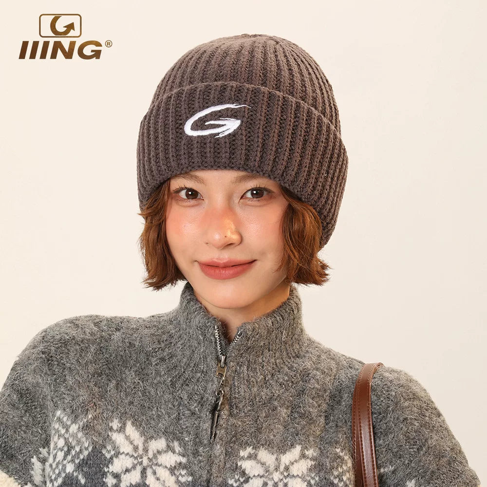 IIING Hat Control Winter Warm Hat Knitted Hat Women 2025 New Simple Versatile Face-Showing Small Woolen Hat Men